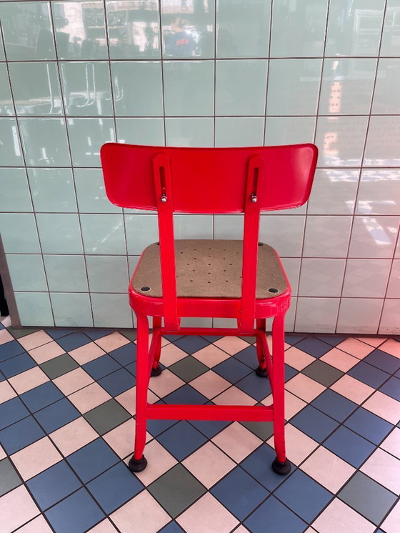 Image 1 of 20 x Aurora metal vintage chair