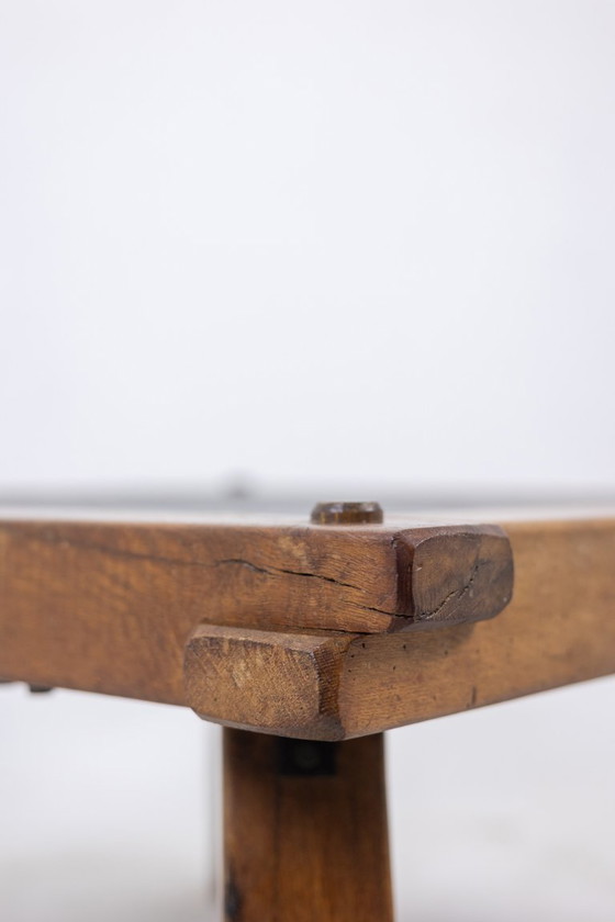 Image 1 of Brutalistisches Couchtischpaar aus Eiche und Schiefer.  Circa 1960.