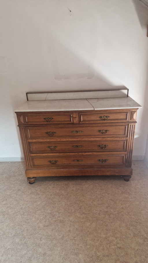 Wooden Chest Of Drawers