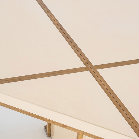 Image 1 of Mesa de comedor extensible, Jean-Claude Mahey, madera lacada y latón dorado, 70’s – Francia