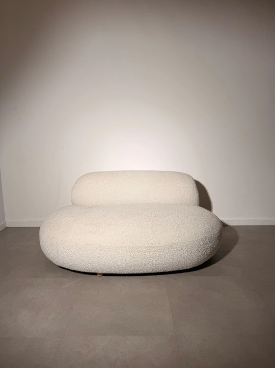 Loveseat Orgánico de Bouclé (foto 2 de 8)