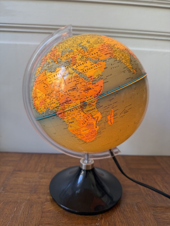 Image 1 of Antique illuminated globe