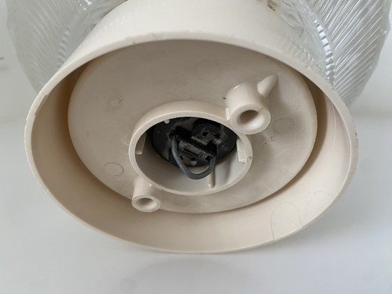 Image 1 of Lampada da soffitto vintage Glashütte Limburg. Anni '60/'70 con paralume in vetro ambrato.