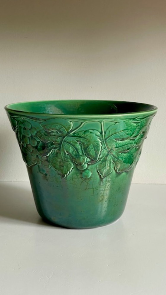 Image 1 of Cache-POT Barbotine GIEN France Vintage