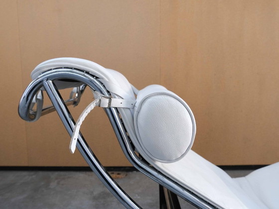 Image 1 of Chaise longue vintage Bauhaus milieu du siècle