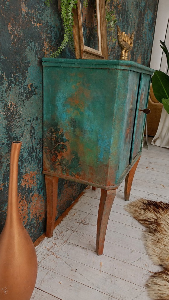 Image 1 of Vintage kast – een uniek pronkstuk