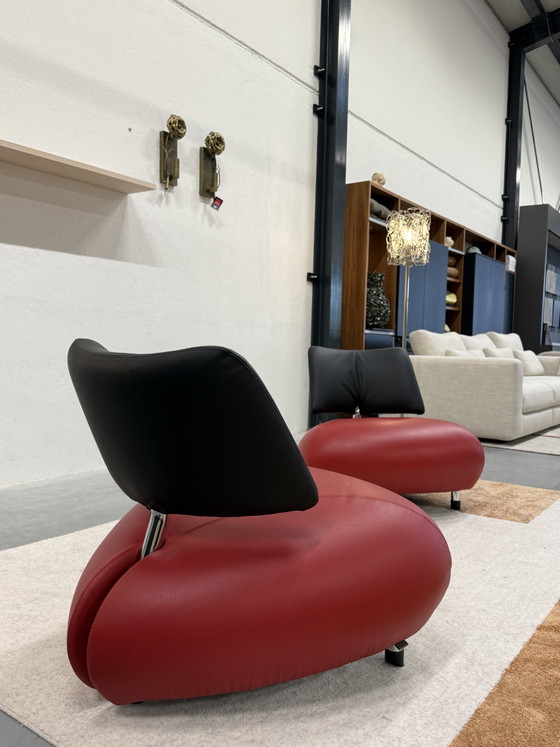 Image 1 of 2 Sillones Leolux Pallone de cuero negro y rojo