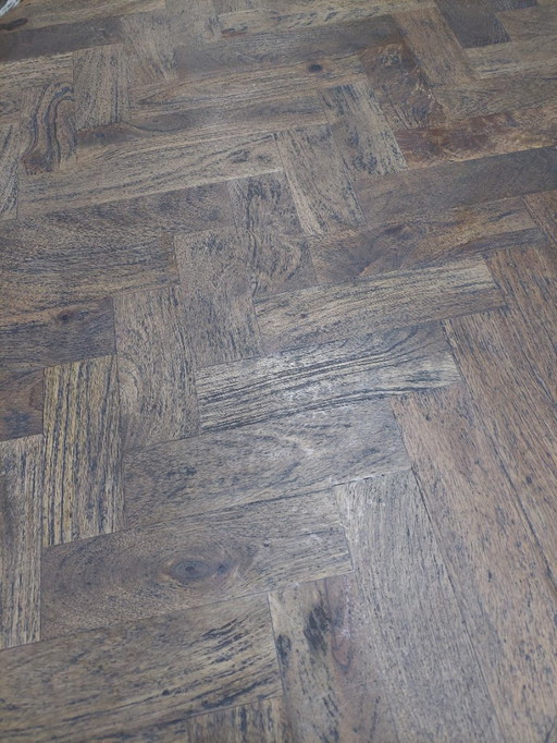 House Doctor Eettafel Van Mangohout Met Visgraatpatroon