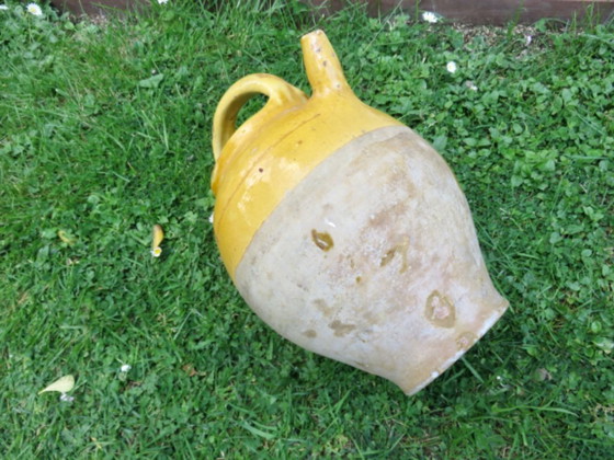 Image 1 of Jarra de agua de terracota vidriada amarilla, suroeste de Francia, finales del siglo XIX.