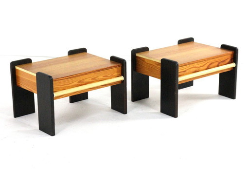 Ensemble de 2 tables de chevet en pin style brutaliste vintage