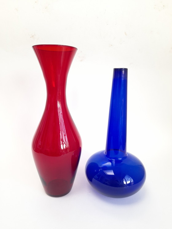 Image 1 of Vaso rosso Monica Bratt per Reijmyre Glasbruck