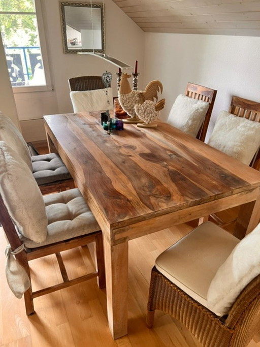 Set da pranzo in legno di acacia con 6 posti a sedere