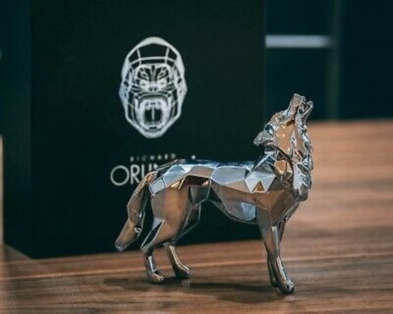 Image 1 of  Richard Orlinski (1966) - Wolf Spirit (Pearl Grey Edition)