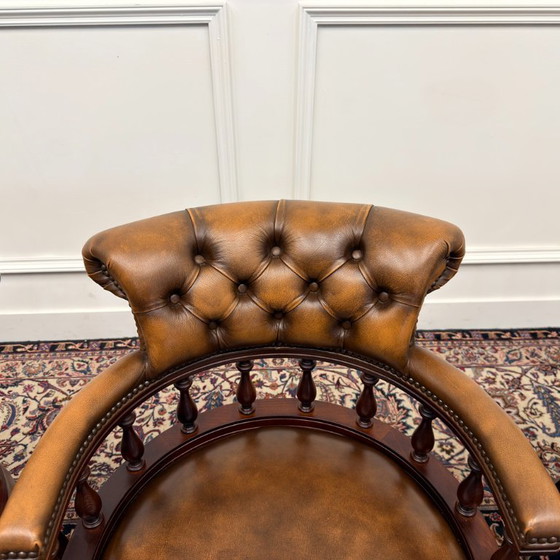 Set Klassische Englische Springvale Chesterfield Stühle – Sessel, Leather, Wood (photo 8 of 15)