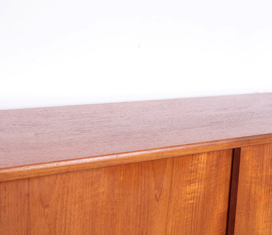 Image 1 of Dänisches Teak-Highboard mit Schiebetüren, 1960er Jahre