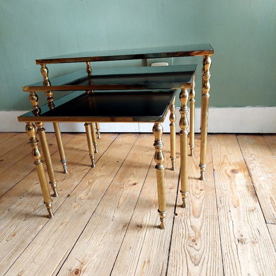 Mimiset di tavolini a incastro stile Vintage MCM Maison Jansen – Vetro (photo 4 of 8)