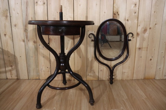 Image 1 of Mueble de baño de madera curvada estilo Thonet