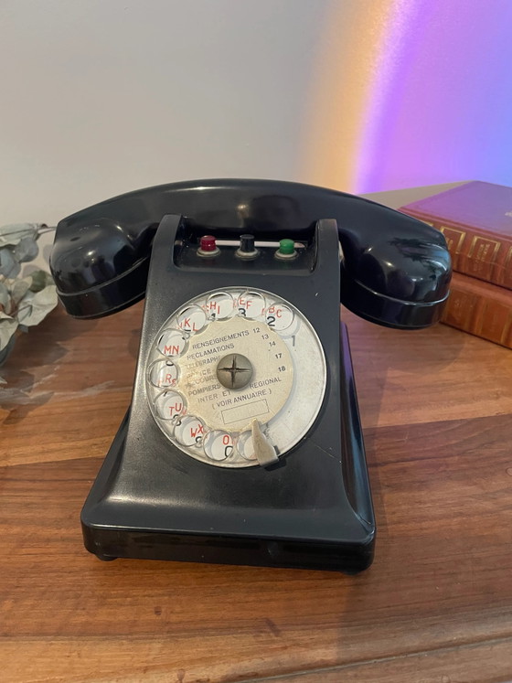 Vintage Zwarte Bakelieten Telefoon – Decoratieve objecten (photo 4 of 4)