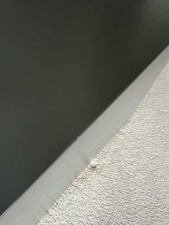 Image 1 of Leolux Cyclo coffee table, grey