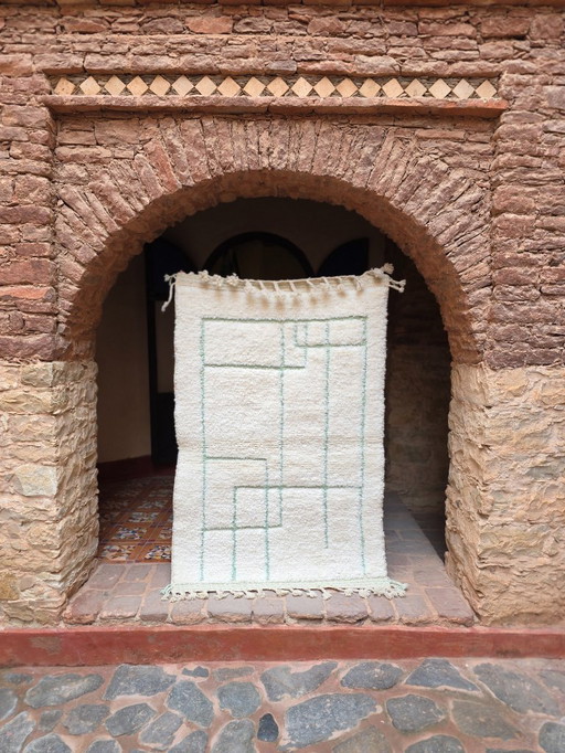 Small cream & mint Beni Ourain plush rug 157 x 104 cm