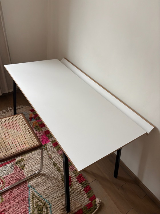 Escritorio sobre Hay Loop Stand Frame – lamine, Otro (photo 3 of 7)
