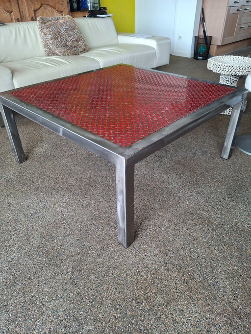 Table moderniste industriel 