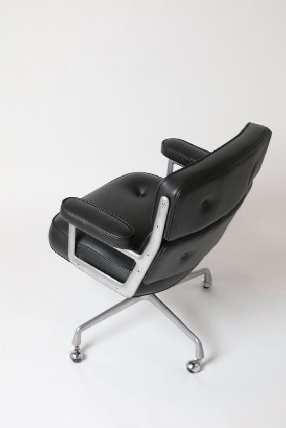 Image 1 of Fauteuil Time Life Chair Par Charles Eames Pour Herman Miller