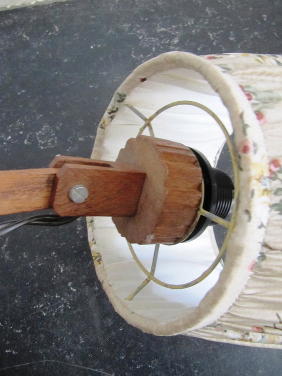 Vintage teak scissor wall light, 1960s, Wood, Textile, Brown (photo 5 of 6)