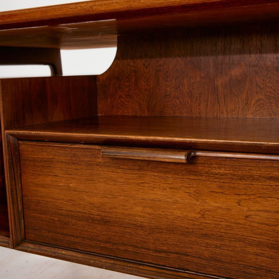 Image 1 of Escritorio MK11157 modelo 75 de palisandro de Gunni Omann para Omann Jun Møbelfabrik