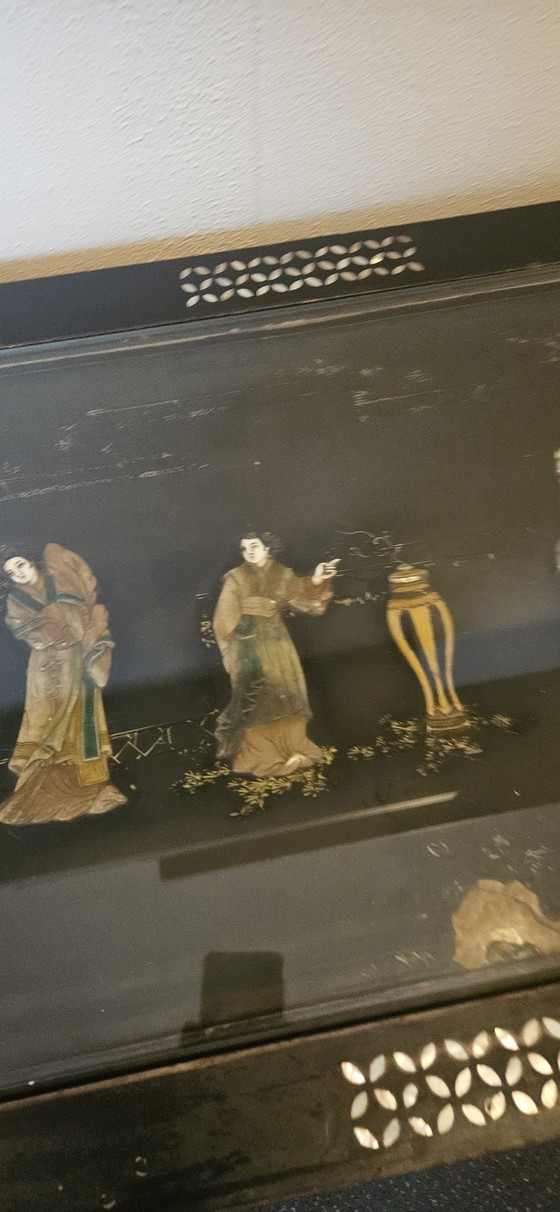 Image 1 of Chinesischer Tisch mit Glasplatte