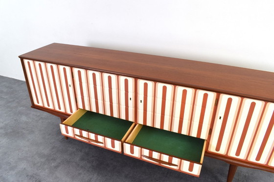 Image 1 of Mid Century Op-Art Handbemaltes Teakholz Sideboard, 1960er Jahre