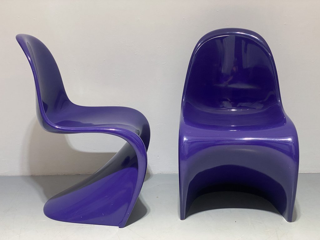 Panton Chair 1st Series in purple by Verner Panton for Bayer
