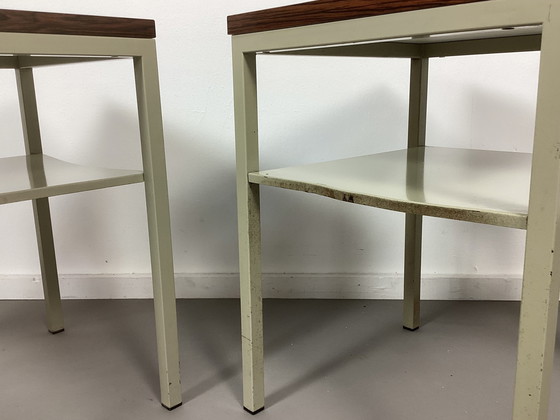 Image 1 of 2 tavolini modernisti vintage anni sessanta