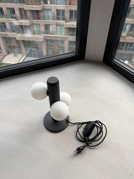 Lampada di design FEST – Lampade da tavolo, Metallo, Vetro (photo 3 of 8)