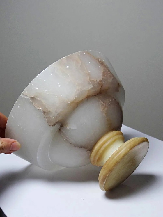 Vintage Italian Alabaster Bowl on Stand, White and Beige, 1960s., Stone (photo 5 of 11)