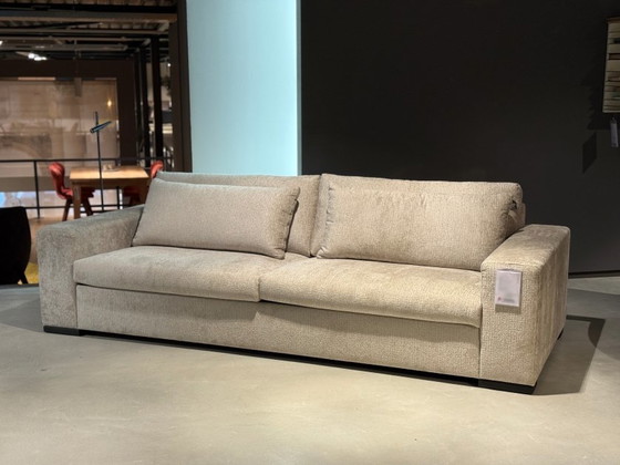 Image 1 of Basso 3.5-seater