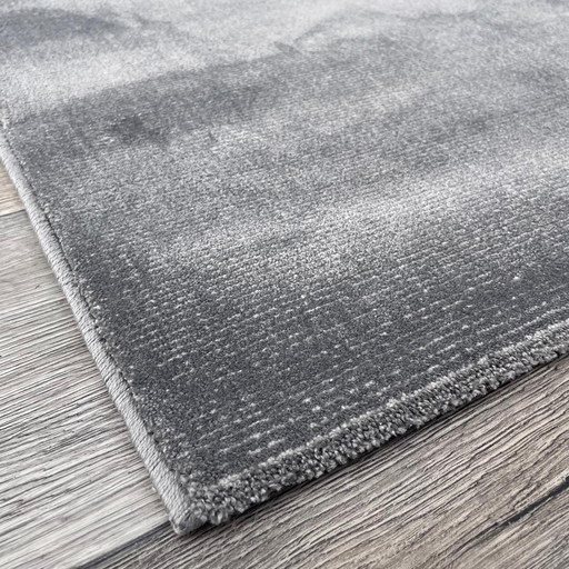 Brinker Carpets Touch Royal Tara Deluxe 124 Grauer Teppich - 160x230