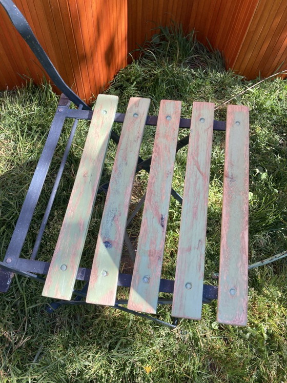 Image 1 of Conjunto de bistró antiguo de hierro forjado: mesa y sillas plegables de la década de 1930.