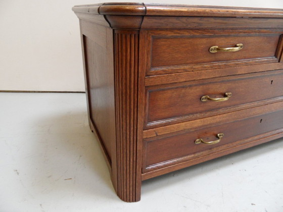 Image 1 of Antique oak chest of drawers