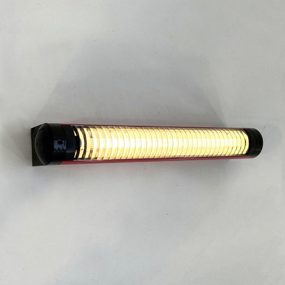Rote Neon Wandleuchte von Disano, 1980er Jahre – Wandleuchten, Metall, Kunststoff (photo 5 of 9)