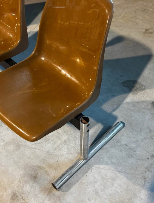 Vintage Waiting Bench With 4 Seats