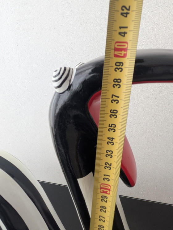 Image 1 of Decorative object by Niloc Pests 'moving snake' no. 9 of 15