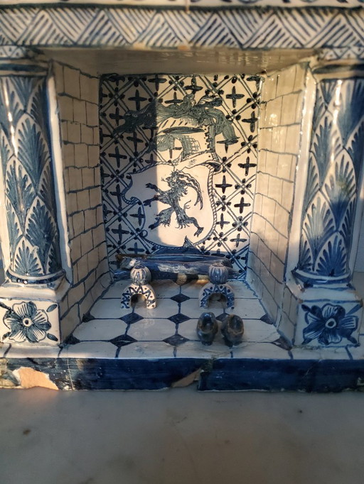 Delftware - Miniature Fireplace - 18th Century (Ref 3875)