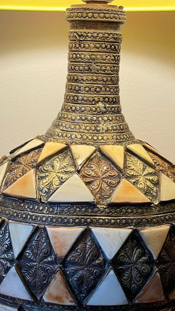 Image 1 of Vintage handgemaakte lamp, aardewerk en verzilverd metaal