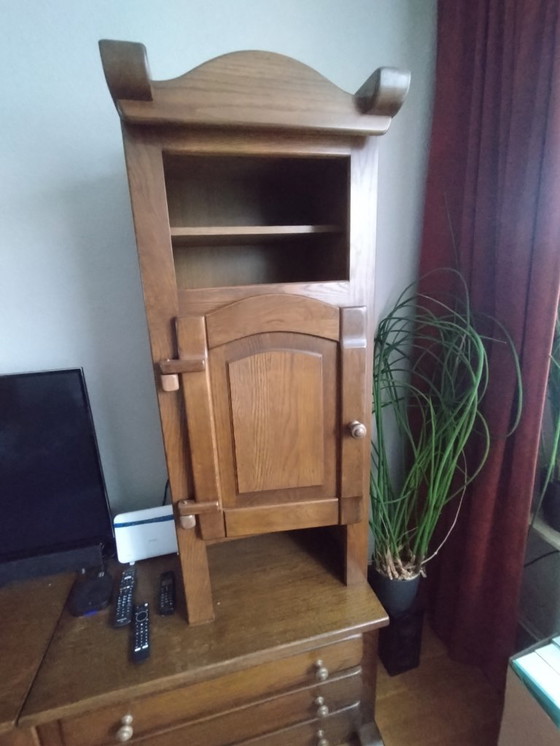 Image 1 of Kombination aus Holzkommoden und -schränken