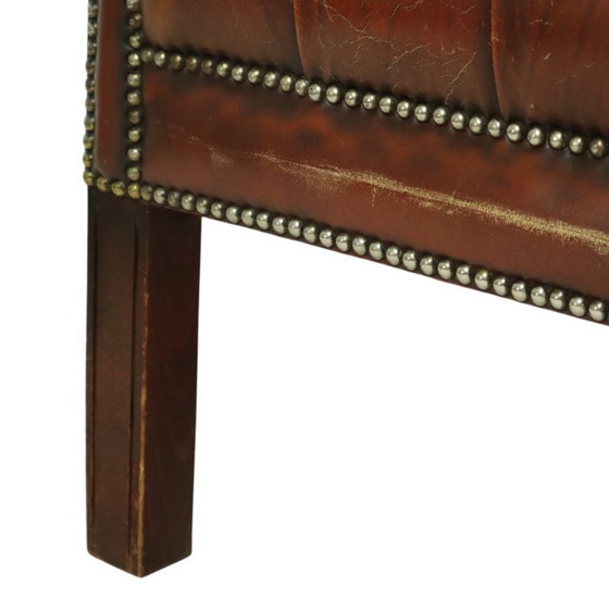 Image 1 of Oude Chesterfield Zetel Bruin Leder