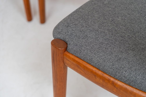 Set van 6 “Morten” Eetkamerstoelen van Niels Koefoed (Denemarken, jaren 60) – Wood, Vintage (photo 8 of 10)