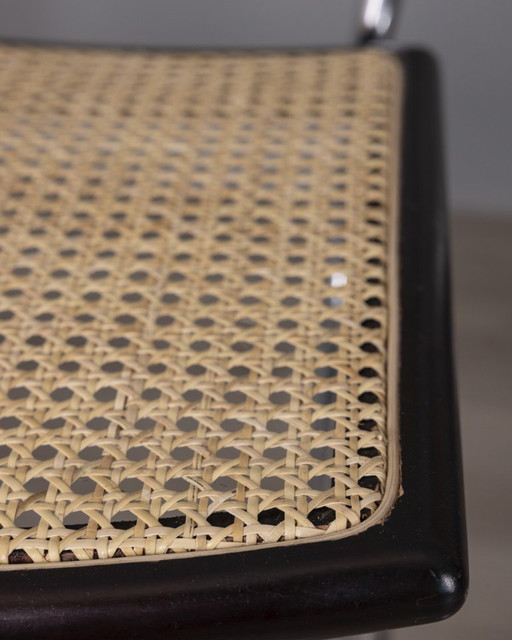 Set aus 4 Vintage-Stühlen aus Metall und Wiener Stroh aus den 1960er Jahren, italienisches Design