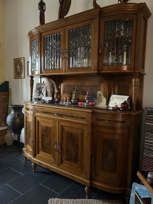 Classic style antique furniture