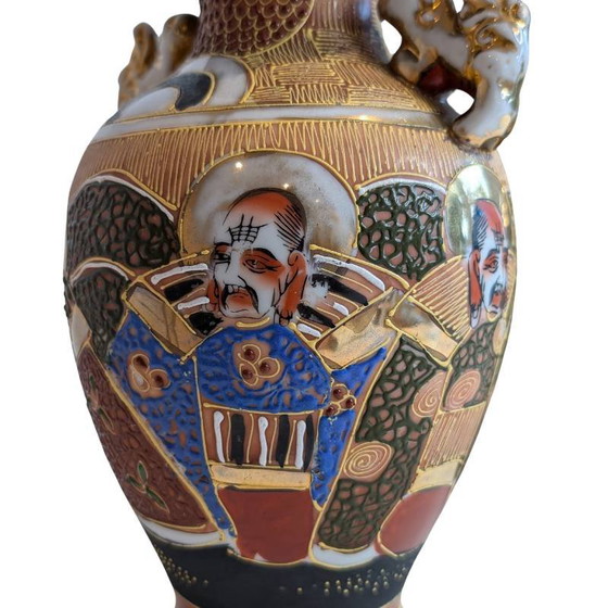 Juego de dos Jarrones estilo Satsuma con decoraciones pintadas a mano – Japón, circa 1900 – Ceramic (photo 5 of 9)